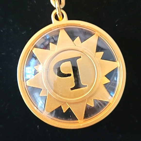 🔑KEY chain BAG charm "P" initial - Picture 3 of 7